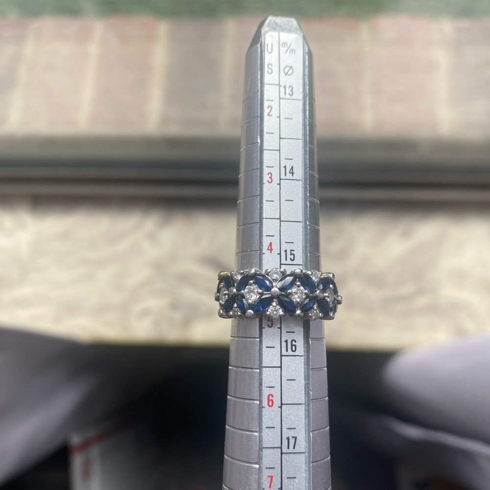 14k white gold diamond and sapphire ring might be EFFY with maker mark bh - Picture 8 of 12